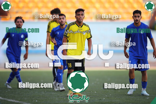 استقلال 2–0 پیروزان