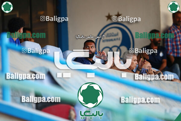 استقلال 2–0 پیروزان