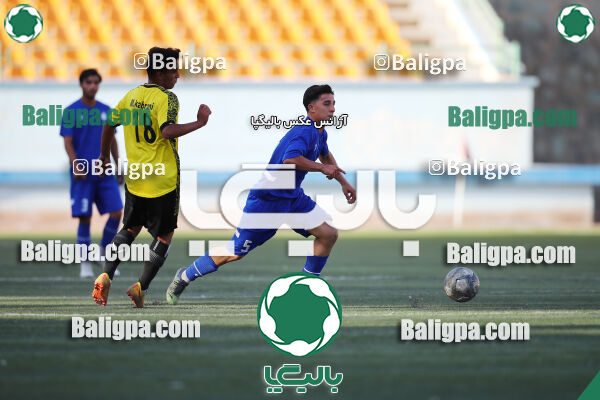 استقلال 2–0 پیروزان