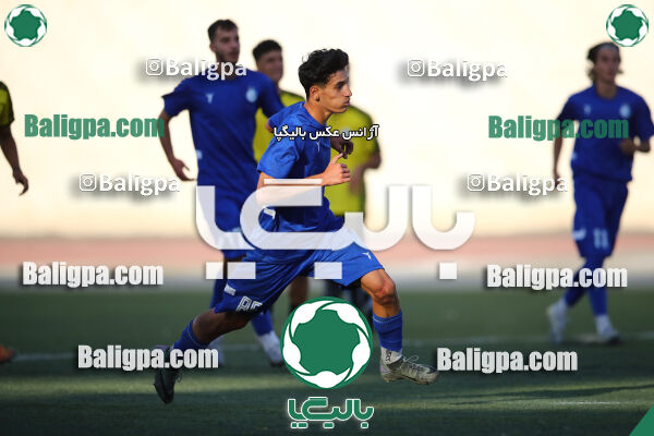 استقلال 2–0 پیروزان