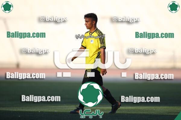 استقلال 2–0 پیروزان