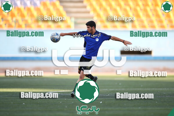 استقلال 2–0 پیروزان