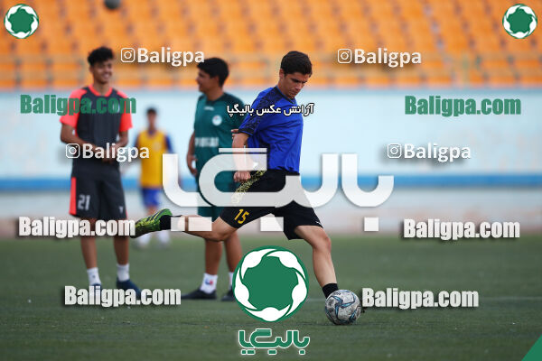 استقلال 2–0 پیروزان