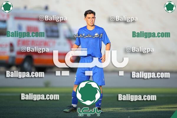 استقلال 2–0 پیروزان