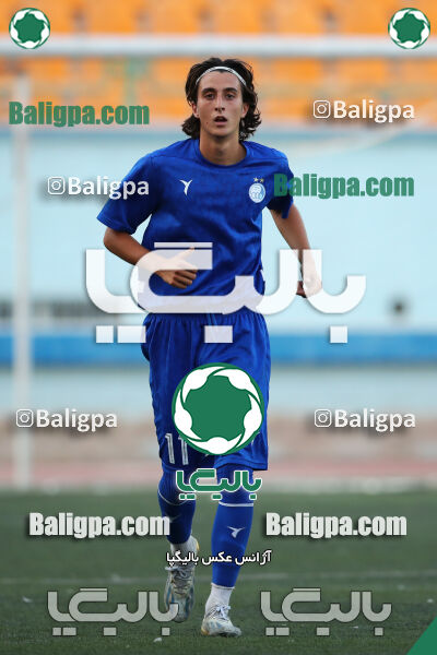 استقلال 2–0 پیروزان