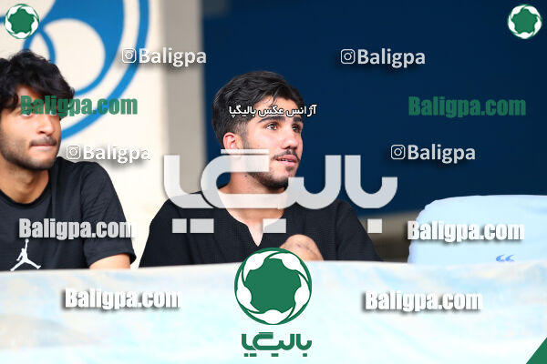 استقلال 2–0 پیروزان