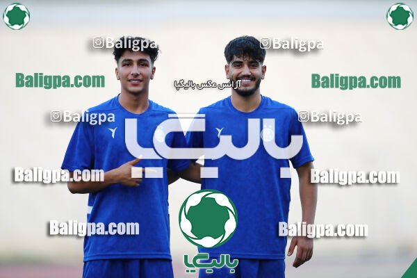 استقلال 2–0 پیروزان