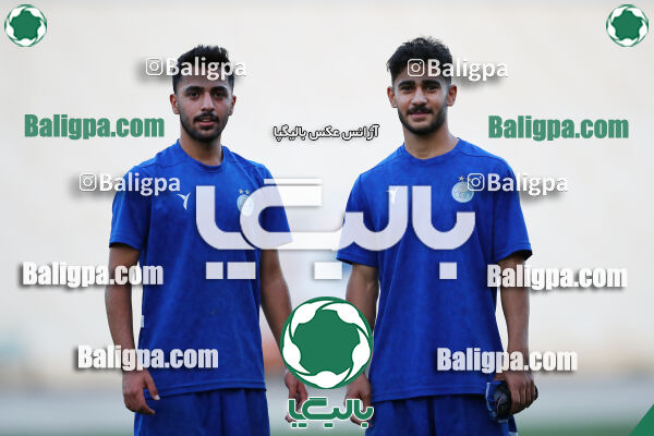 استقلال 2–0 پیروزان