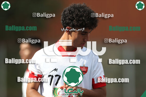پرسپولیس 2–0 انرژی پیشرو ایرانیان