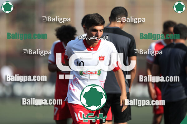 پرسپولیس 2–0 انرژی پیشرو ایرانیان