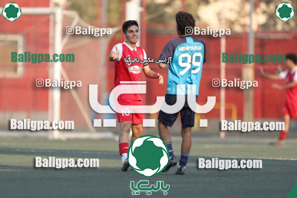 پرسپولیس 2–0 انرژی پیشرو ایرانیان