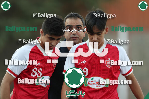 پرسپولیس 2–0 انرژی پیشرو ایرانیان