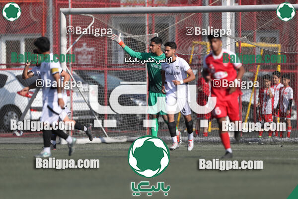 پرسپولیس 2–1 کیا