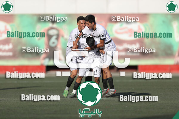 پرسپولیس 2–1 کیا