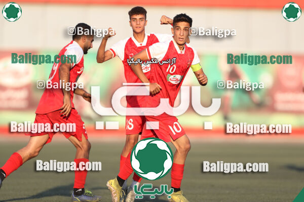 پرسپولیس 2–1 کیا