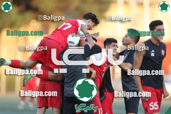 پرسپولیس 2–1 کیا