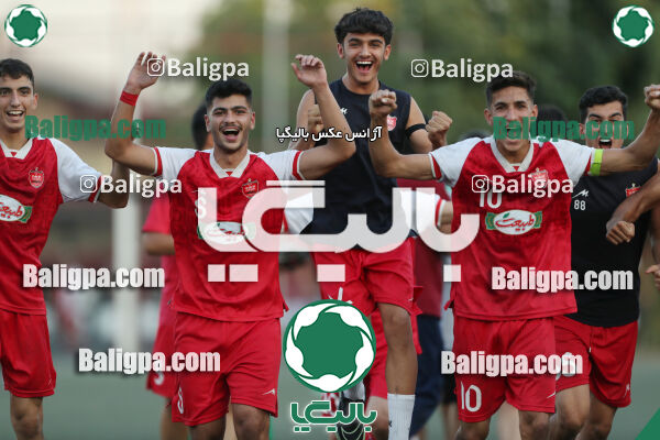 پرسپولیس 2–1 کیا