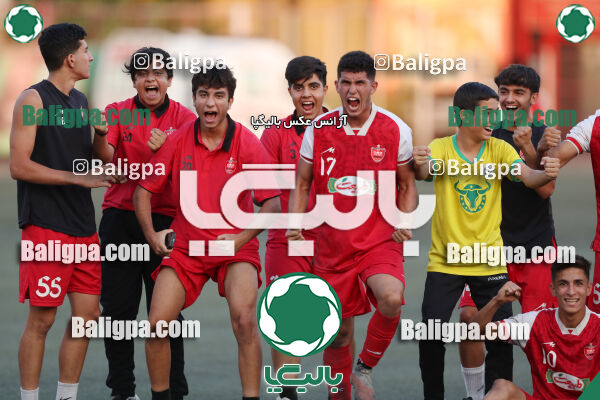 پرسپولیس 2–1 کیا