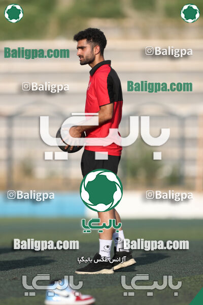 عقاب ۰ - ۰ پرسپولیس