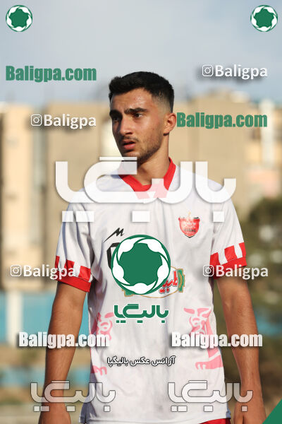 عقاب ۰ - ۰ پرسپولیس