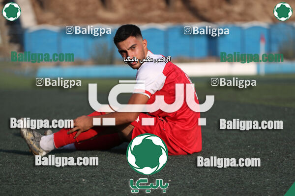 عقاب ۰ - ۰ پرسپولیس