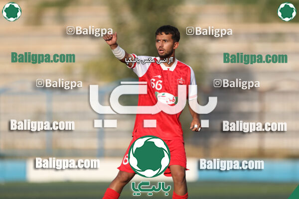 عقاب ۰ - ۰ پرسپولیس