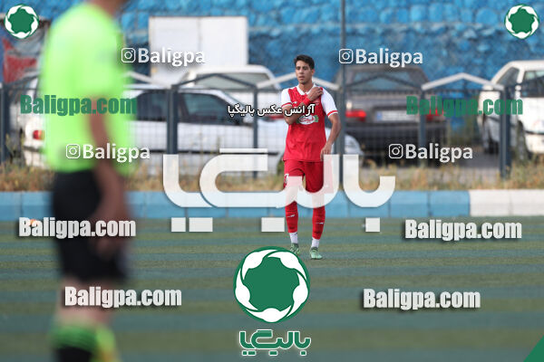 عقاب ۰ - ۰ پرسپولیس