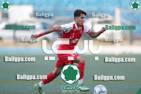 عقاب ۰ - ۰ پرسپولیس