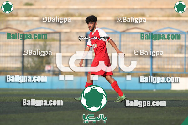 عقاب ۰ - ۰ پرسپولیس