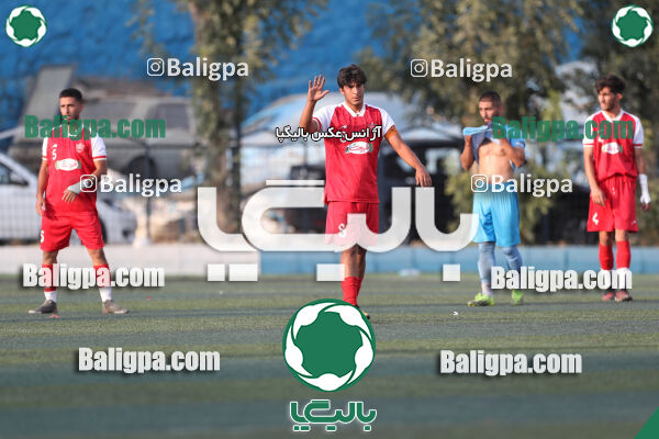 عقاب ۰ - ۰ پرسپولیس