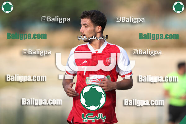 عقاب ۰ - ۰ پرسپولیس