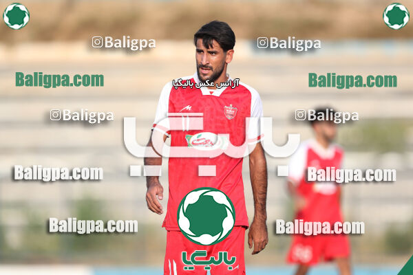 عقاب ۰ - ۰ پرسپولیس