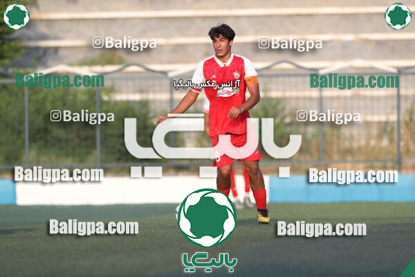 عقاب ۰ - ۰ پرسپولیس
