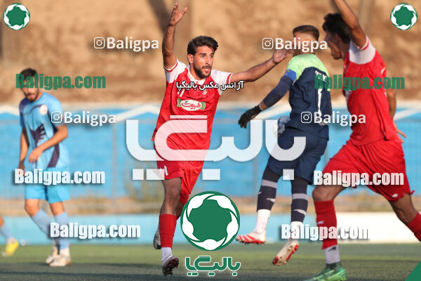 عقاب ۰ - ۰ پرسپولیس