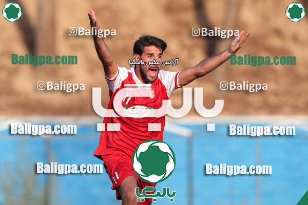 عقاب ۰ - ۰ پرسپولیس