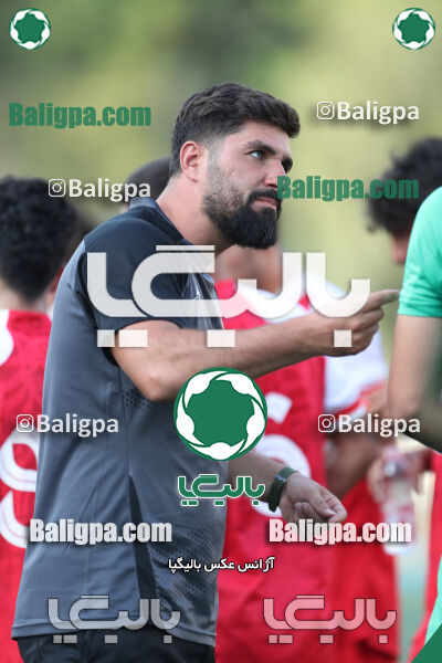 عقاب ۰ - ۰ پرسپولیس