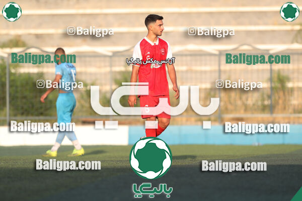 عقاب ۰ - ۰ پرسپولیس