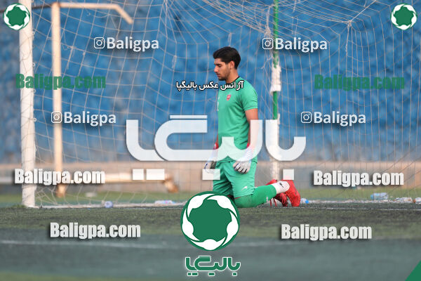 عقاب ۰ - ۰ پرسپولیس