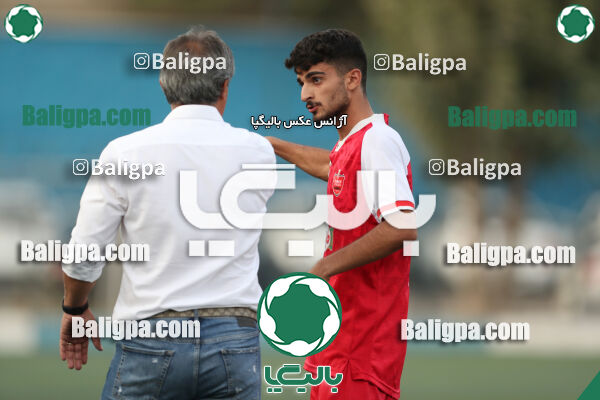 عقاب ۰ - ۰ پرسپولیس