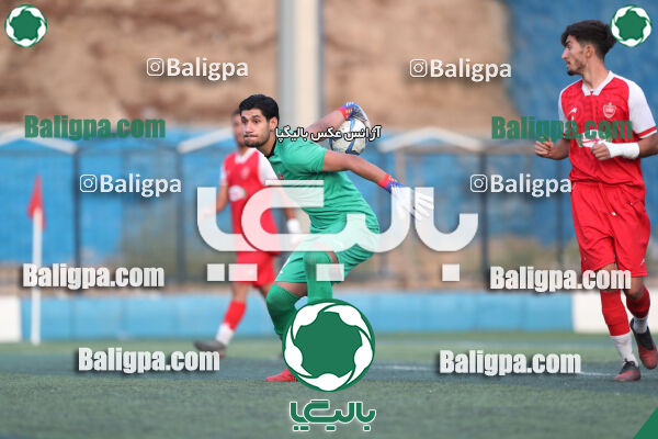 عقاب ۰ - ۰ پرسپولیس