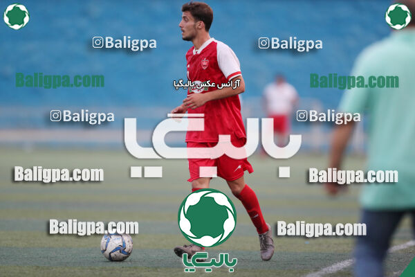 عقاب ۰ - ۰ پرسپولیس