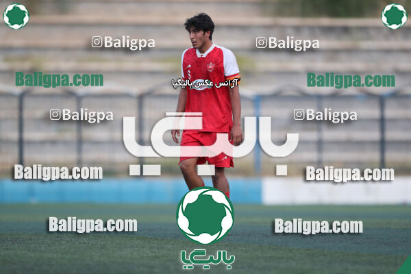 عقاب ۰ - ۰ پرسپولیس