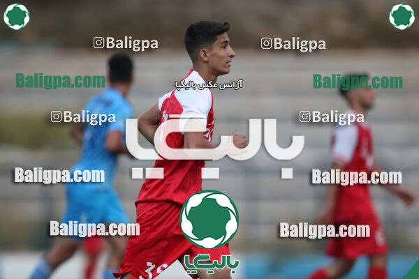 عقاب ۰ - ۰ پرسپولیس
