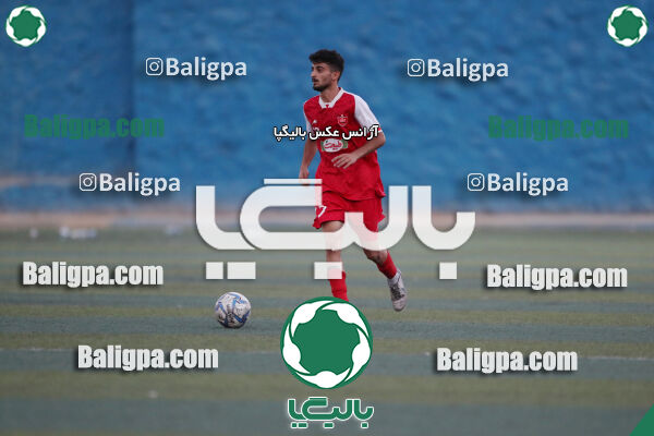 عقاب ۰ - ۰ پرسپولیس
