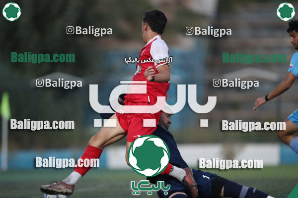 عقاب ۰ - ۰ پرسپولیس
