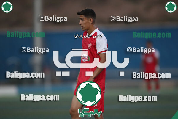 عقاب ۰ - ۰ پرسپولیس