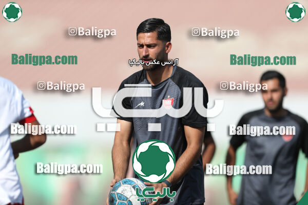 پرسپولیس 5–0 پیروزان تکین ایرانیان