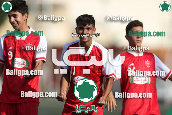 پرسپولیس 5–0 پیروزان تکین ایرانیان
