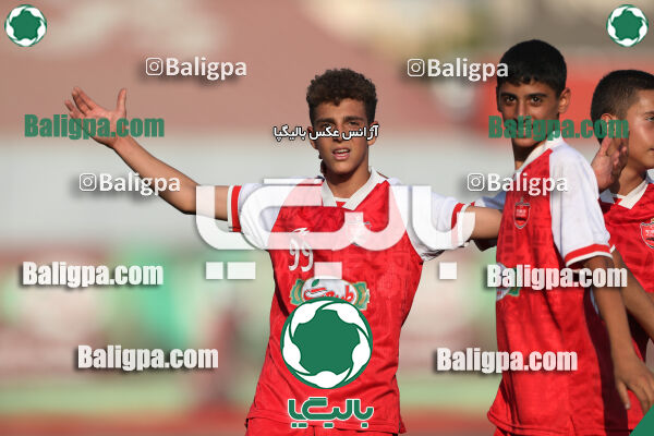 پرسپولیس 5–0 پیروزان تکین ایرانیان