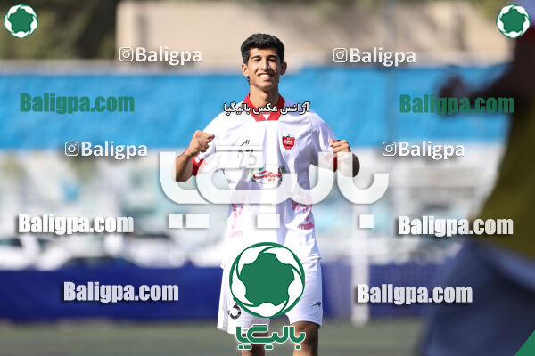 آریو مهر 1–3 پرسپولیس